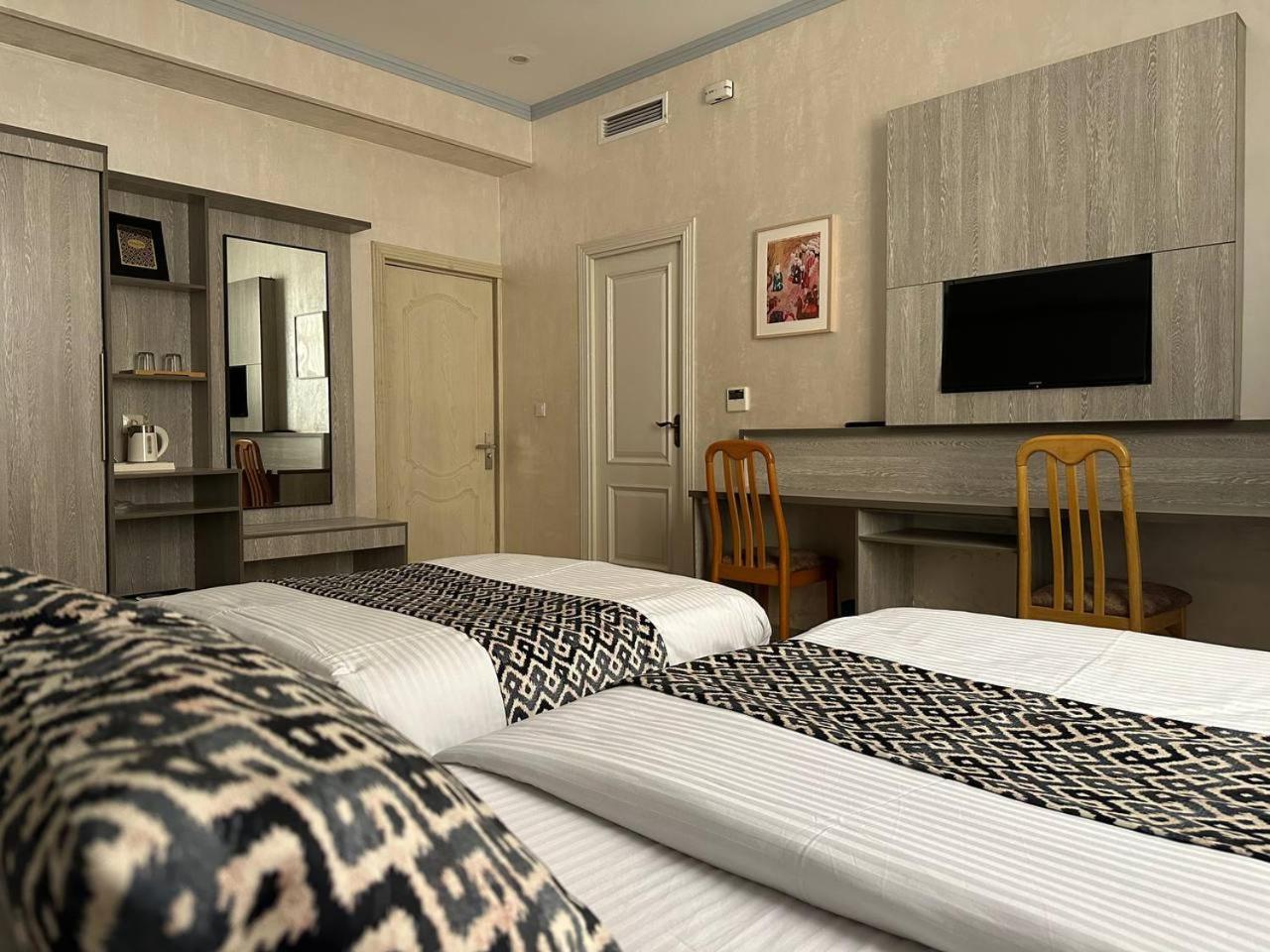 Atrium Smart Hotel Buchara Exterior foto